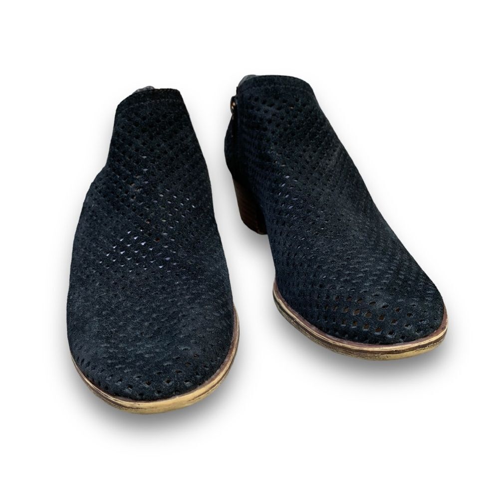 Lucky Brand Black Suede Mesh Ankle Booties Boots Shoes Women’s size 7.5 - Picture 2 of 15
